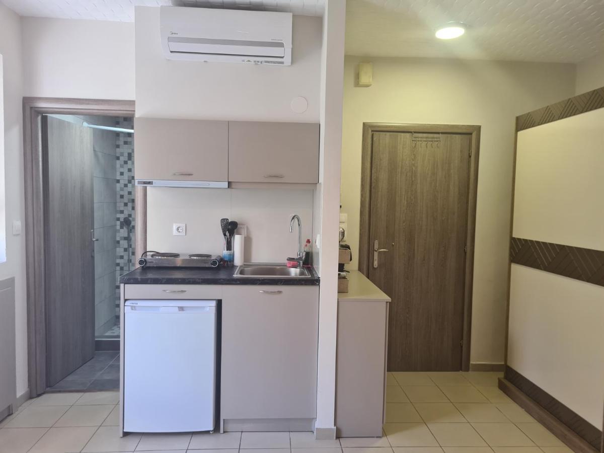 Sergios Apartments 1 アレクサンドルポリス エクステリア 写真